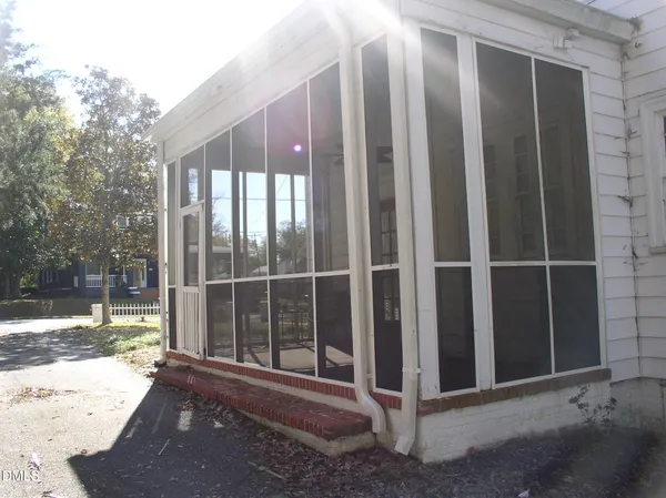 $375,000 | 934 South Chestnut Street, Henderson, NC 27536