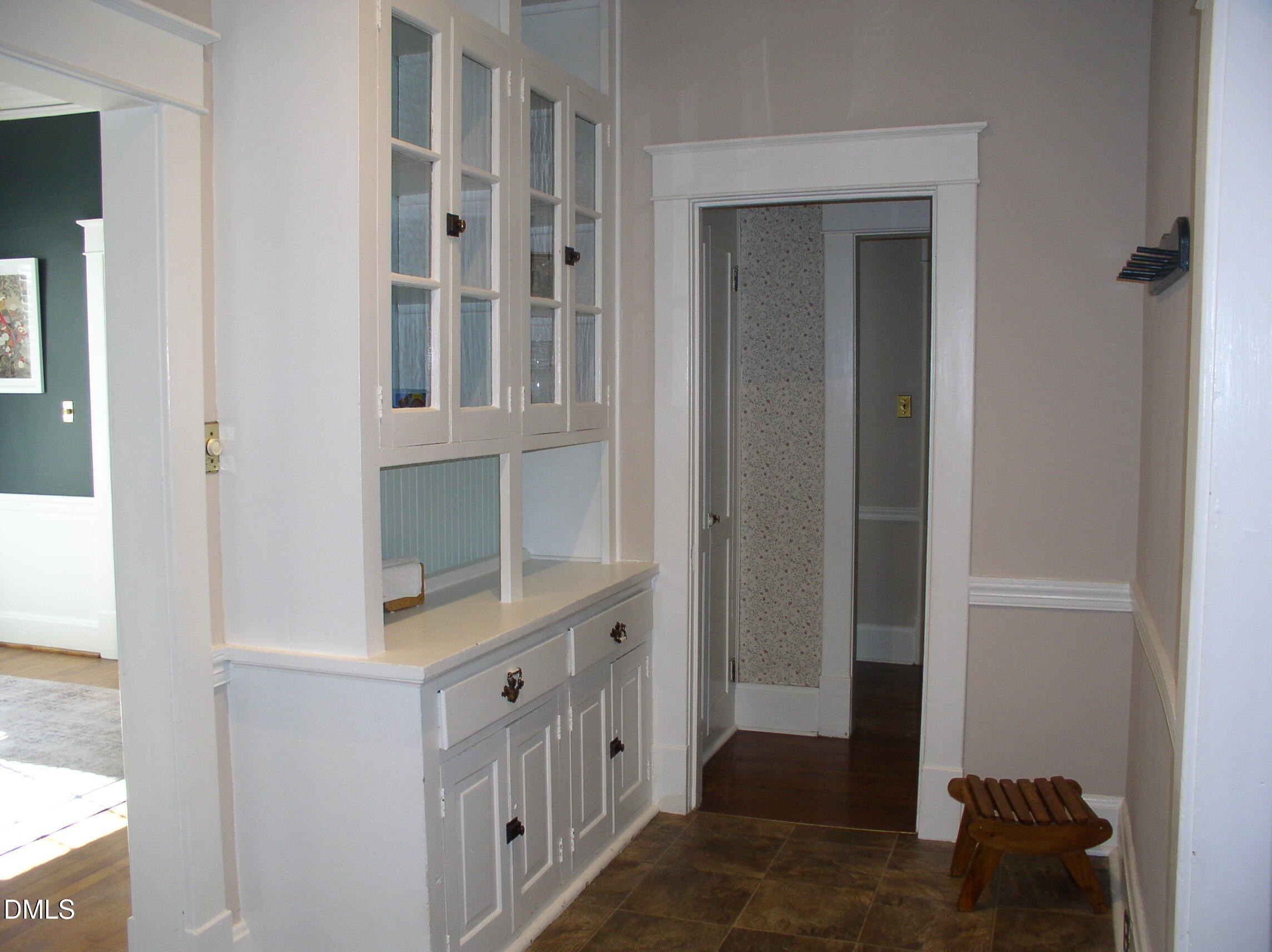 934 South Chestnut Street Henderson, NC 27536 - Photo 10 of 56 P1010005