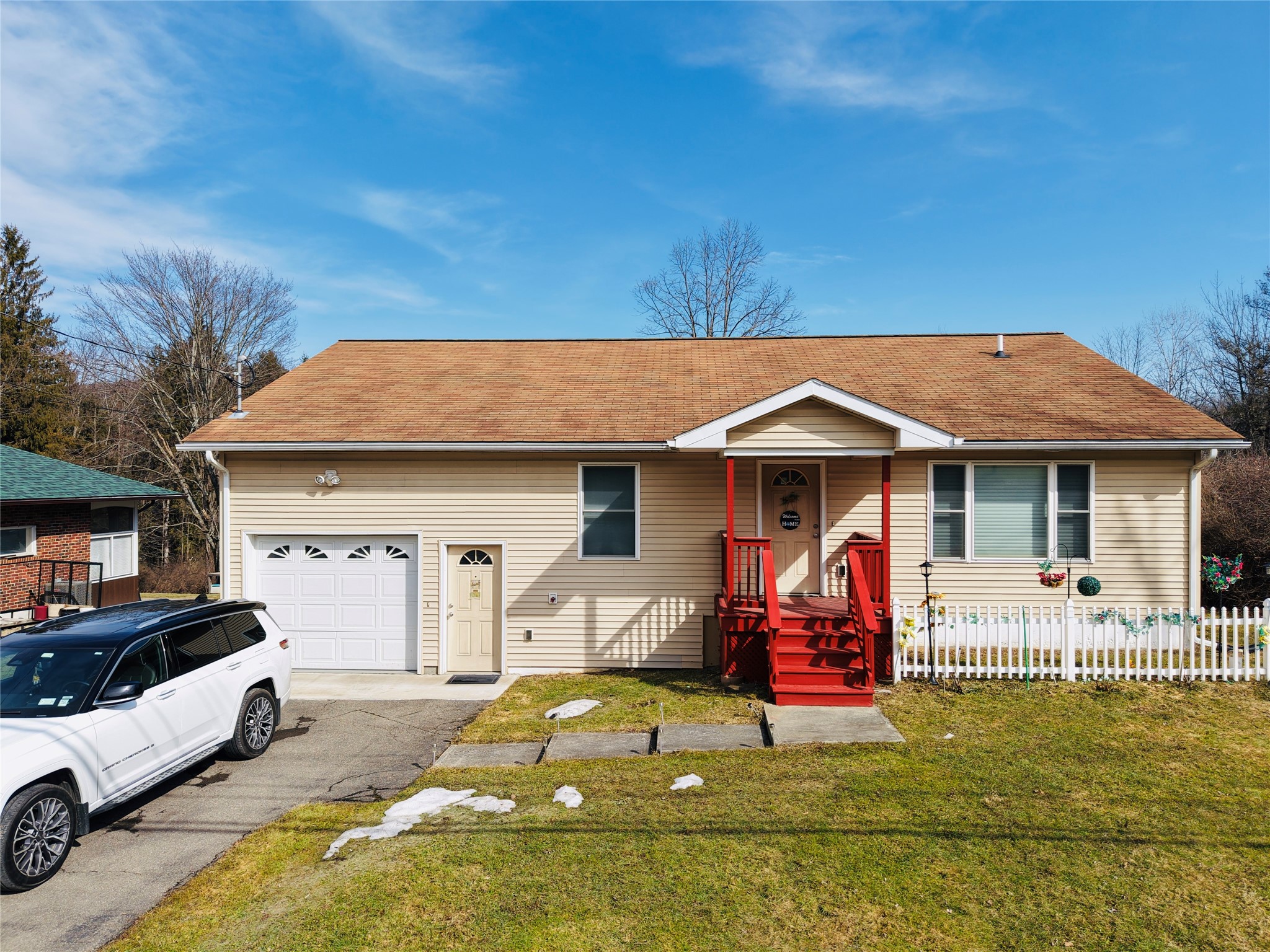 1314 Airport Road Binghamton, NY 13905 - Photo 2 of 42