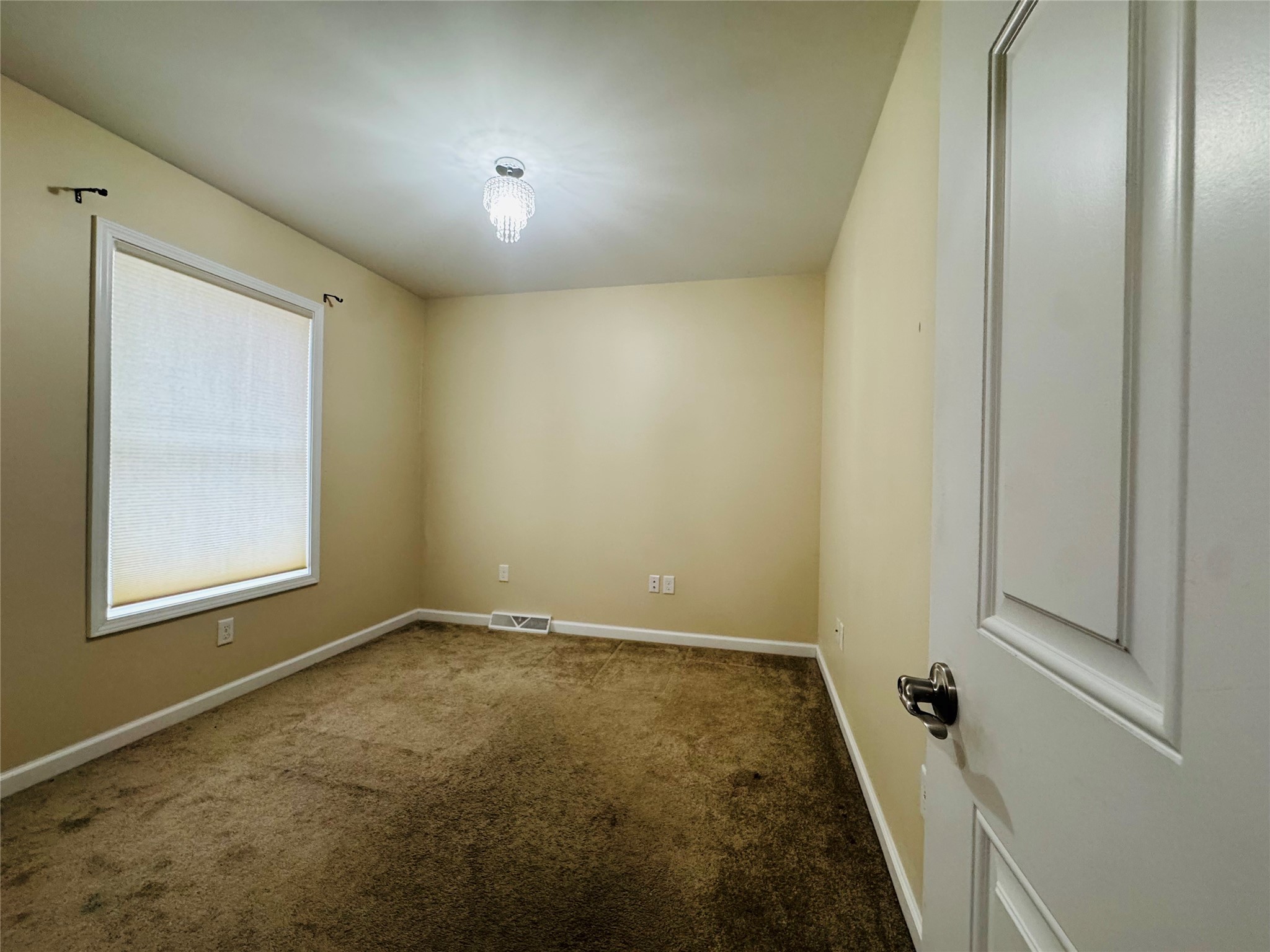 1314 Airport Road Binghamton, NY 13905 - Photo 23 of 42