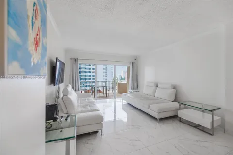 $369,000 | 1980 South Ocean Drive, Unit 7A, Hallandale Beach, FL 33009