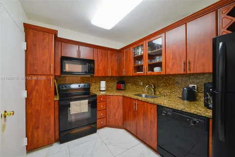 $369,000 | 1980 South Ocean Drive, Unit 7A, Hallandale Beach, FL 33009