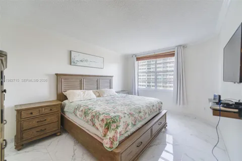 $369,000 | 1980 South Ocean Drive, Unit 7A, Hallandale Beach, FL 33009