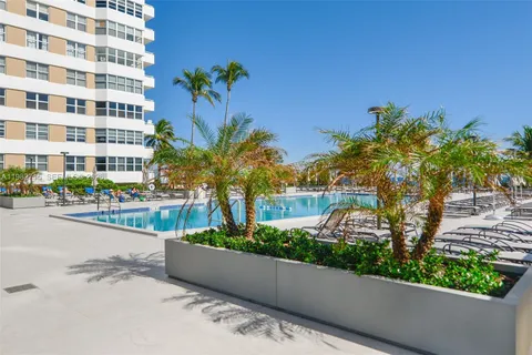 $369,000 | 1980 South Ocean Drive, Unit 7A, Hallandale Beach, FL 33009