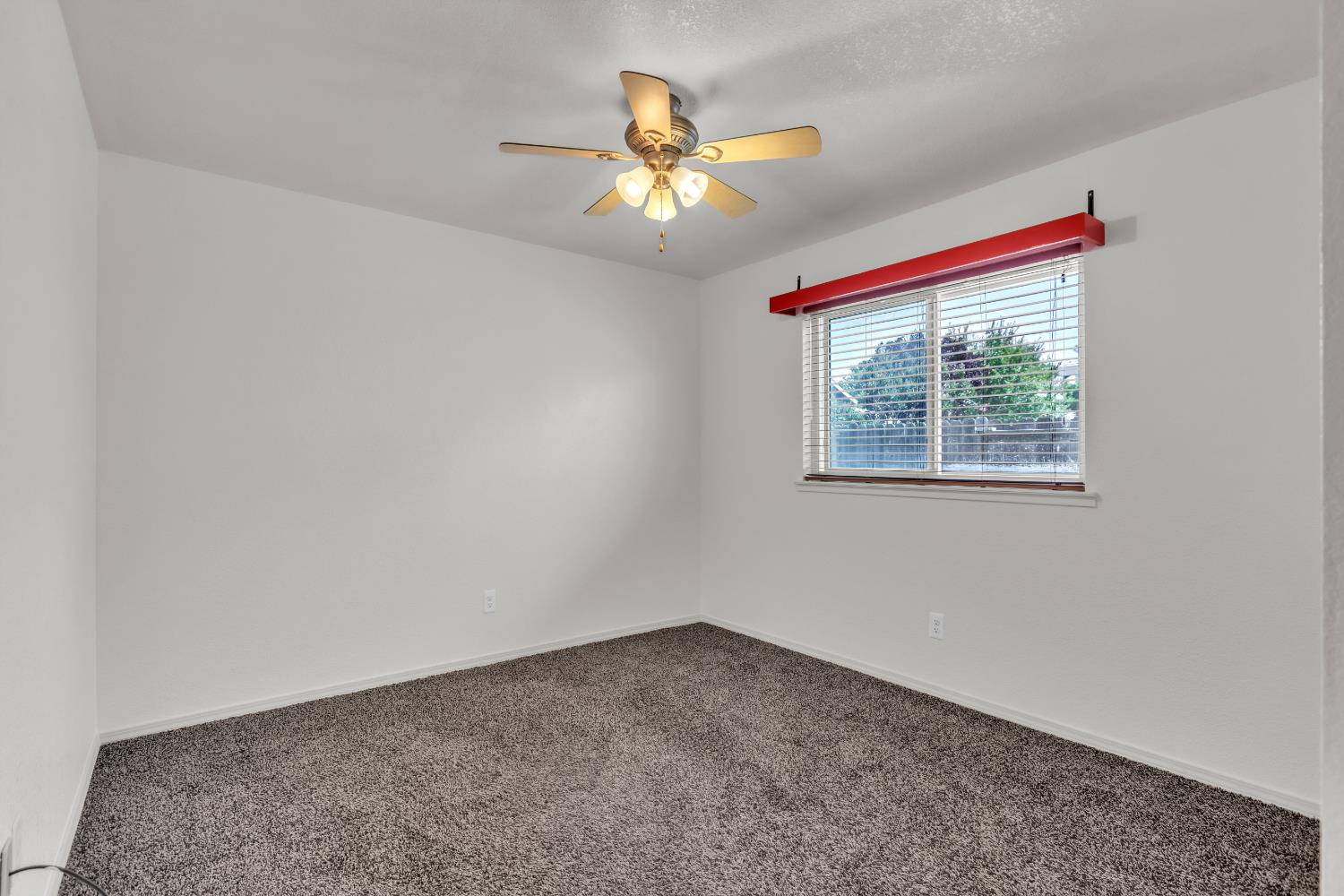 663 Carr Way Galt, CA 95632 - Photo 21 of 28