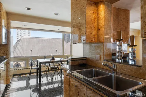 $1,750,000 | 1177 California Street, Unit 1210, San Francisco, CA 94108