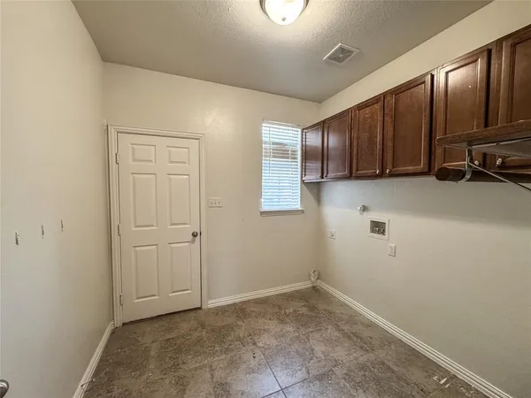 $418,500 | 4300 Windy Meadow Drive, Corinth, TX 76208