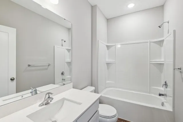 $739,000 | 3149 Seminary Drive, New Brighton, MN 55112