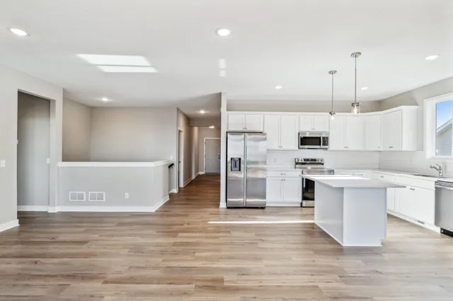 $739,000 | 3149 Seminary Drive, New Brighton, MN 55112