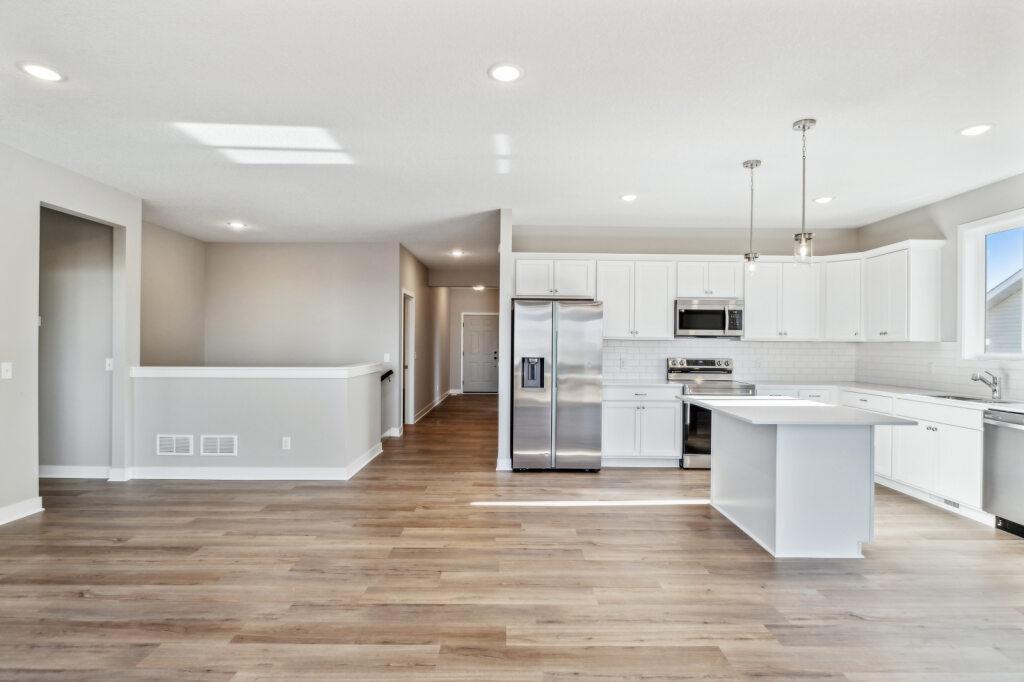 3149 Seminary Drive New Brighton, MN 55112 - Photo 2 of 13