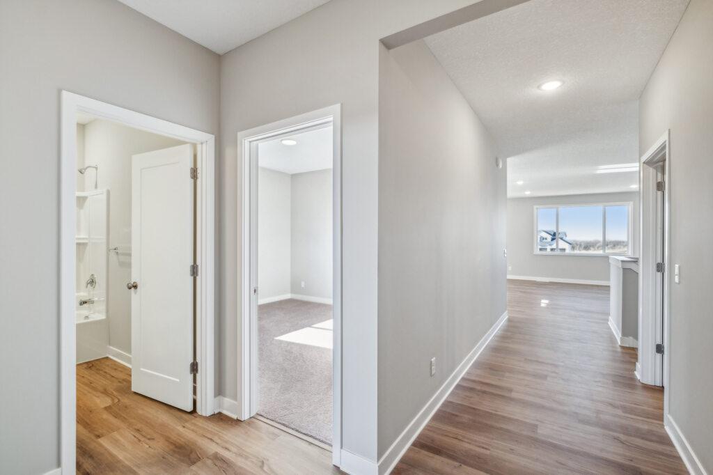 3149 Seminary Drive New Brighton, MN 55112 - Photo 6 of 13