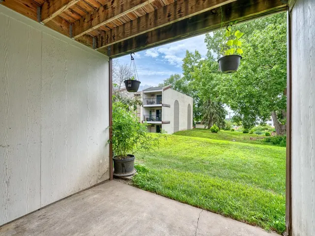 $100,000 | 12836 Nicollet Avenue, Unit 102, Burnsville, MN 55337