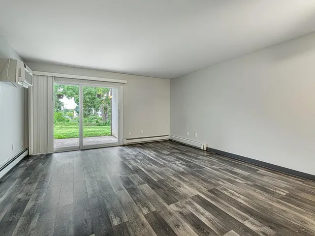 $100,000 | 12836 Nicollet Avenue, Unit 102, Burnsville, MN 55337