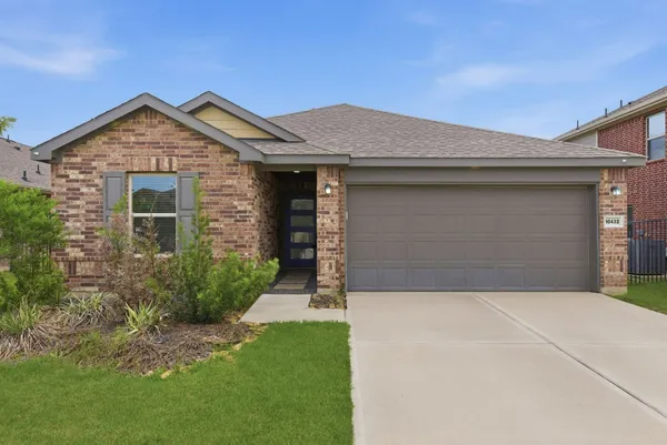 $2,695 | 10433 Russell Pines Drive, Rosharon, TX 77583