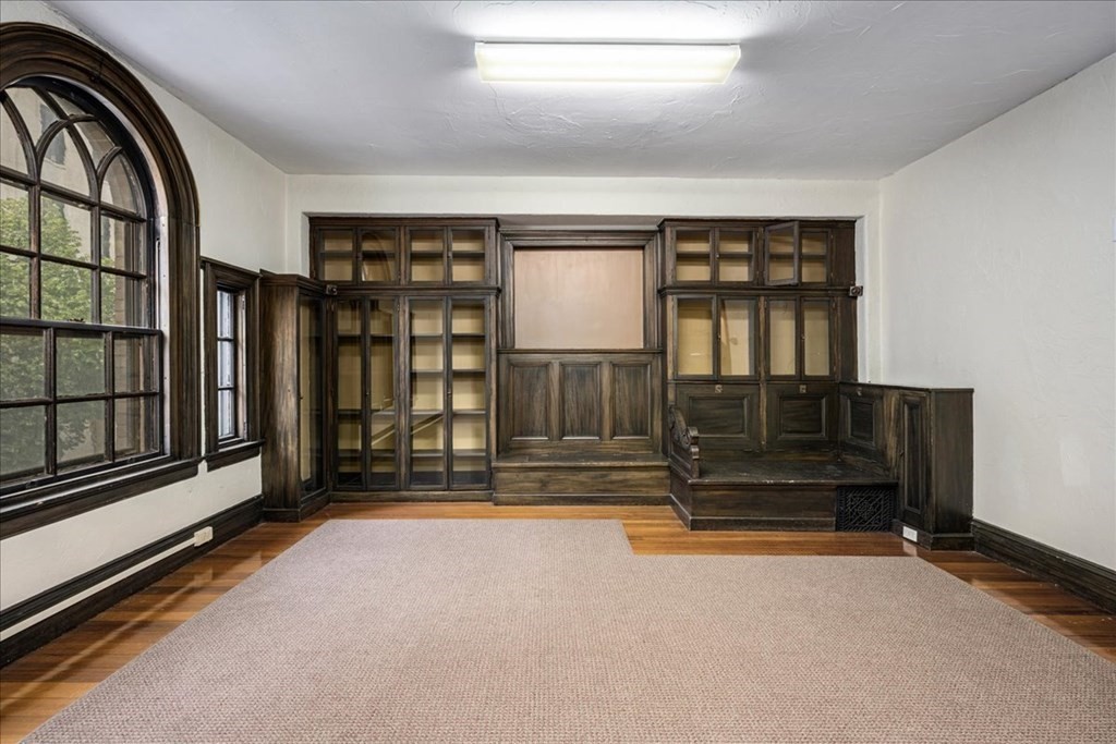 34 Elm Street Worcester, MA 01609 - Photo 20 of 42