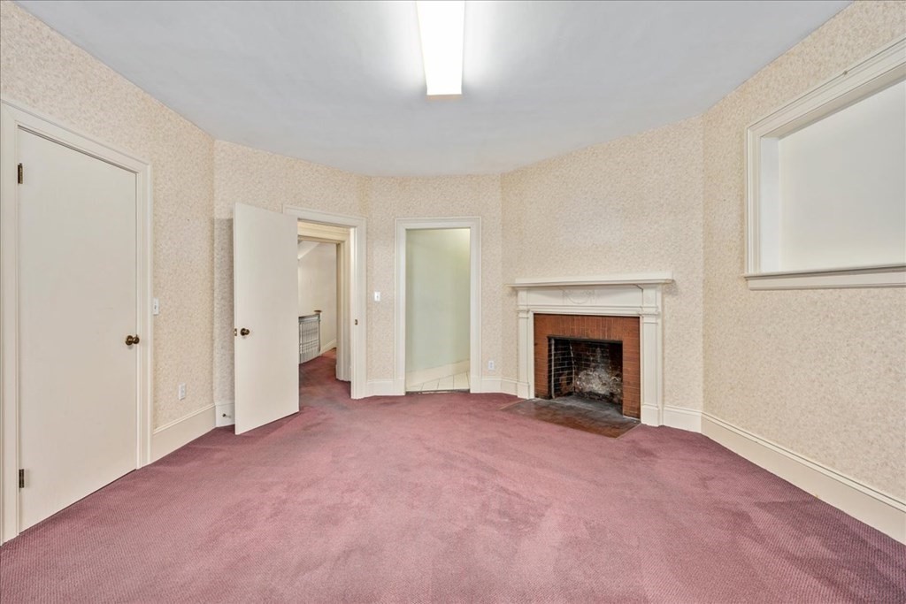 34 Elm Street Worcester, MA 01609 - Photo 22 of 42