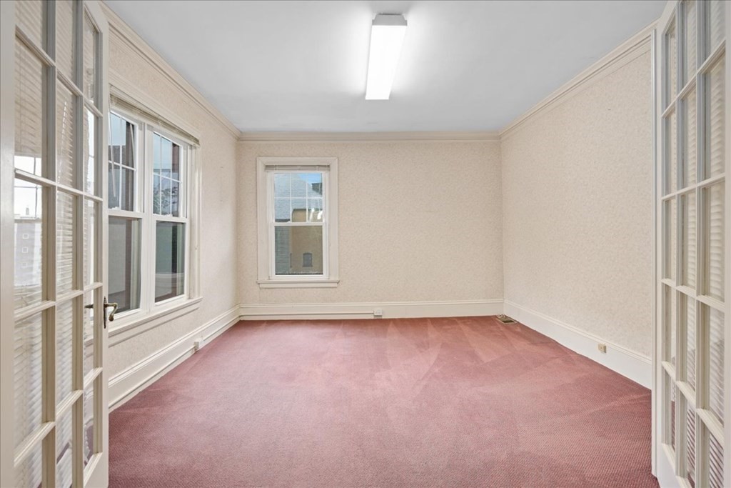 34 Elm Street Worcester, MA 01609 - Photo 24 of 42