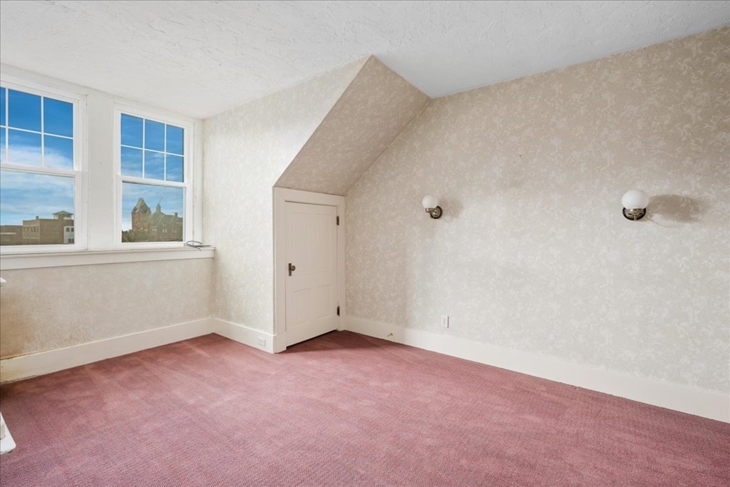 34 Elm Street Worcester, MA 01609 - Photo 28 of 42