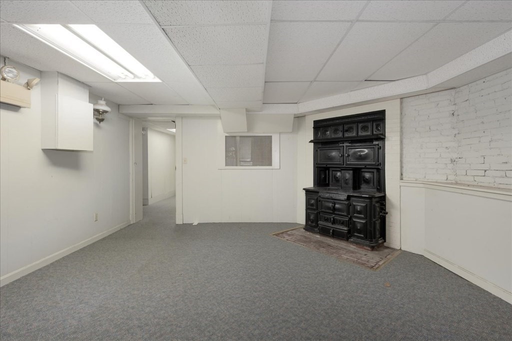 34 Elm Street Worcester, MA 01609 - Photo 30 of 42