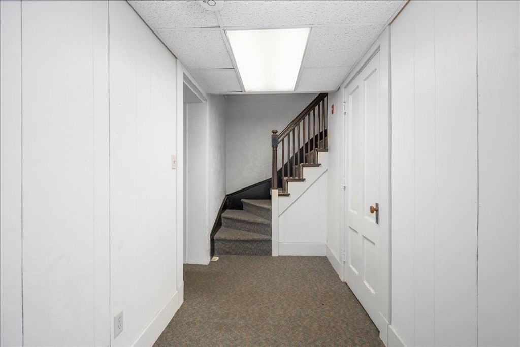 34 Elm Street Worcester, MA 01609 - Photo 31 of 42