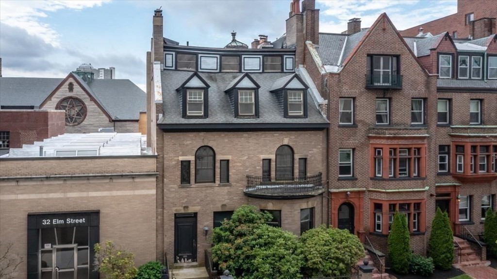 34 Elm Street Worcester, MA 01609 - Photo 33 of 42