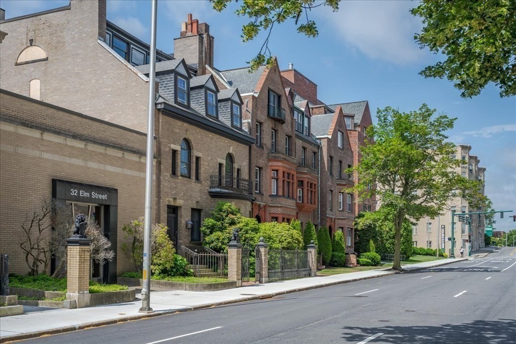 34 Elm Street Worcester, MA 01609 - Photo 40 of 42