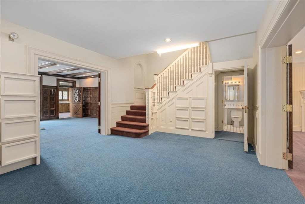 34 Elm Street Worcester, MA 01609 - Photo 7 of 42