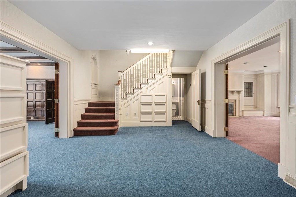 34 Elm Street Worcester, MA 01609 - Photo 8 of 42