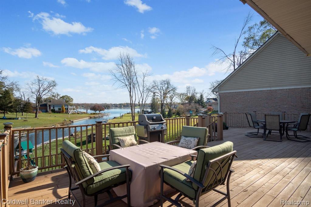 3700 Benstein Road Commerce Township, MI 48382 - Photo 40 of 42