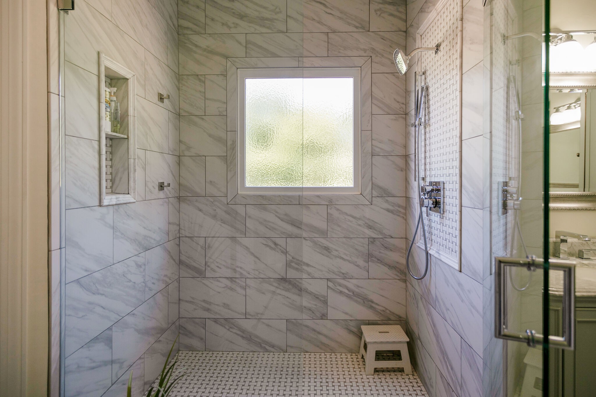 2260 Avery Court Franklin, TN 37067 - Photo 29 of 61 a bathroom with a shower