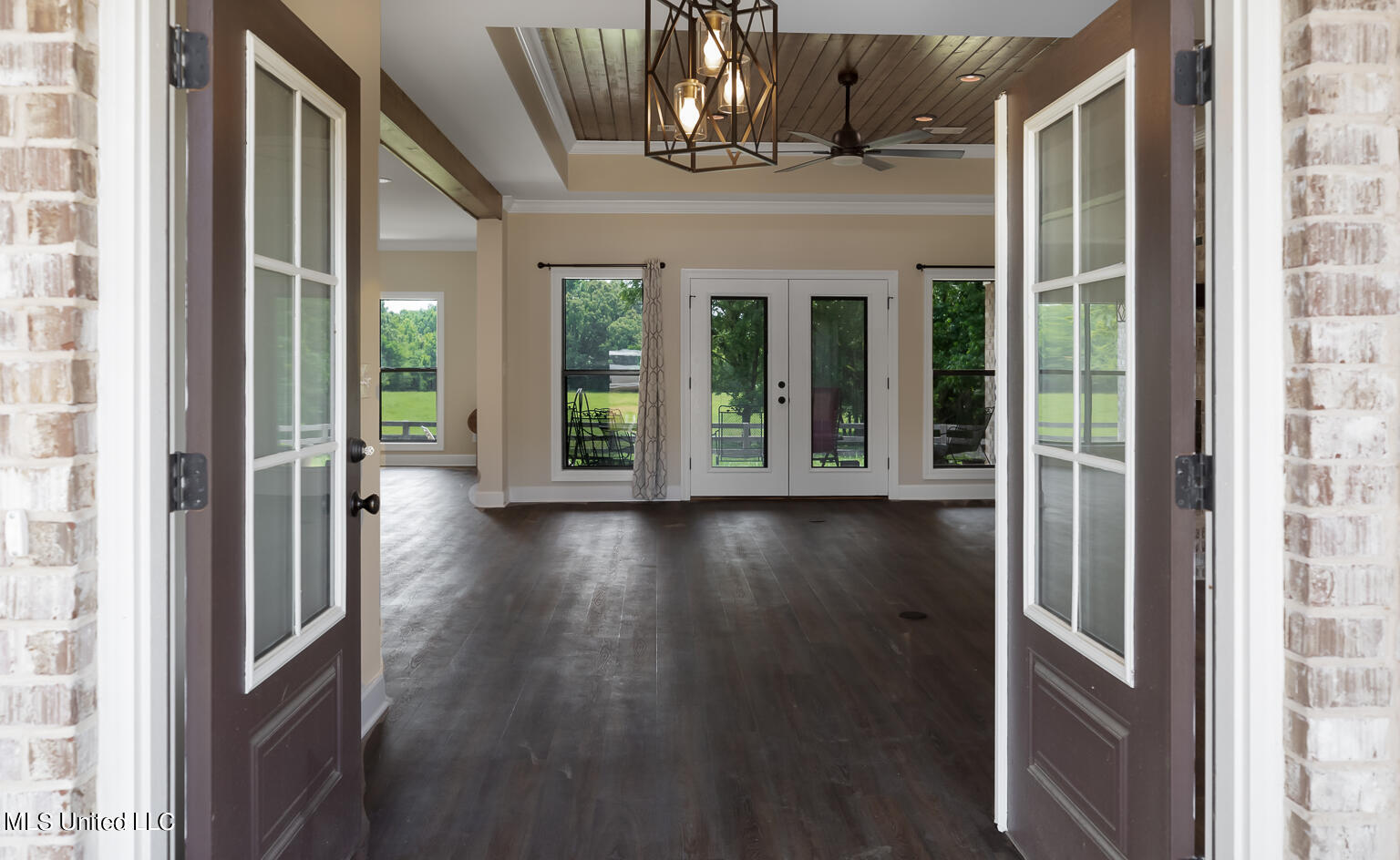 1000 Hawkins Road Courtland, MS 38620 - Photo 21 of 64 Interior (1)