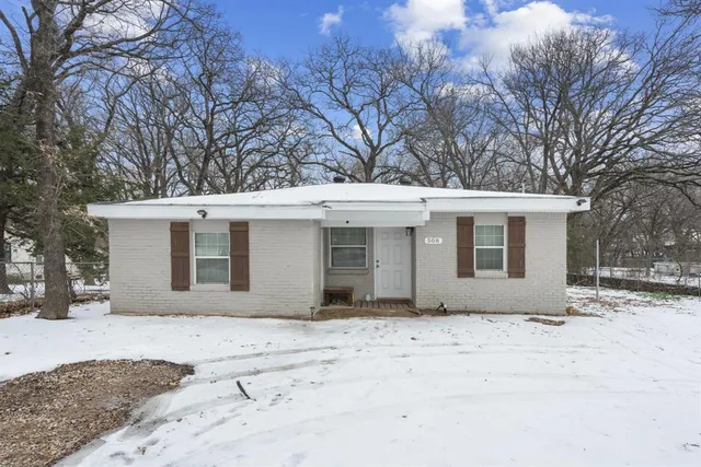 $224,900 | 508 North Dick Price Road, Kennedale, TX 76060