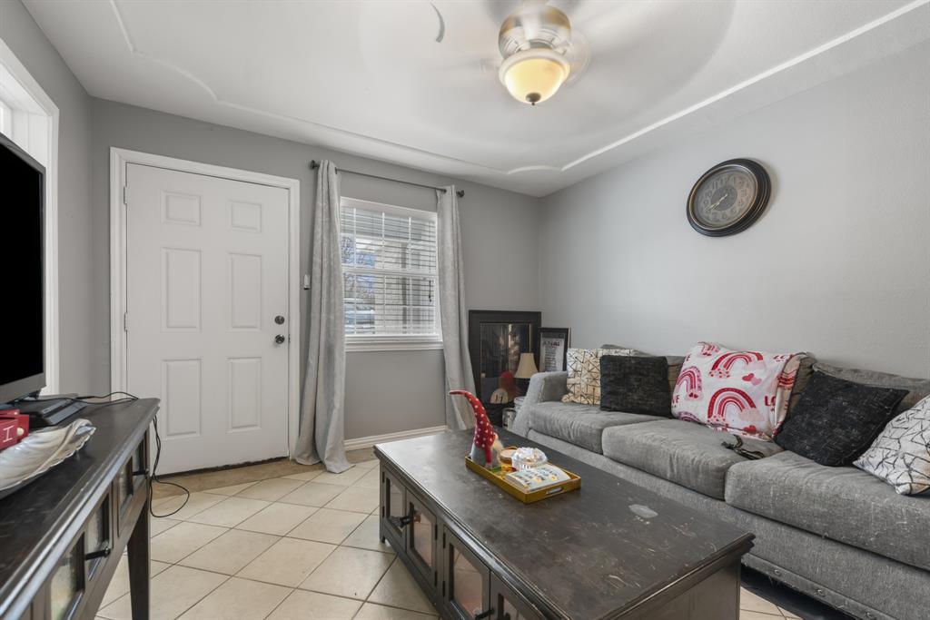 508 North Dick Price Road Kennedale, TX 76060 - Photo 7 of 34 a living room with furniture and a window
