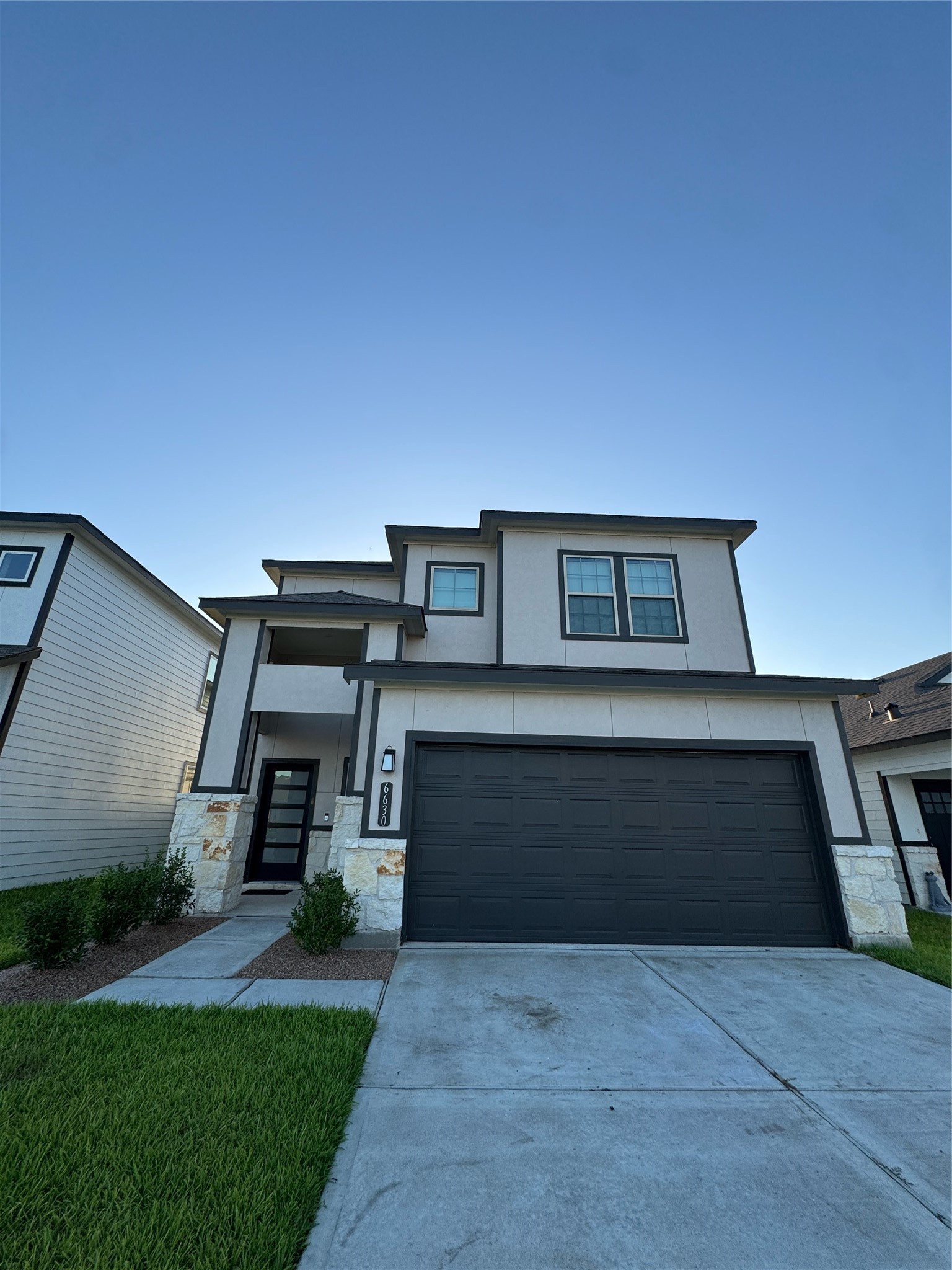 6630 Escondido Drive Rosharon, TX 77583 - Photo 2 of 49 Gallery Image 2