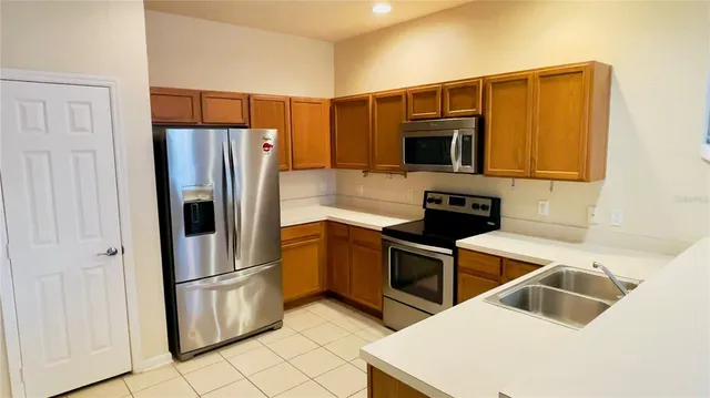 $2,400 | 1251 Shallcross Avenue, Orlando, FL 32828