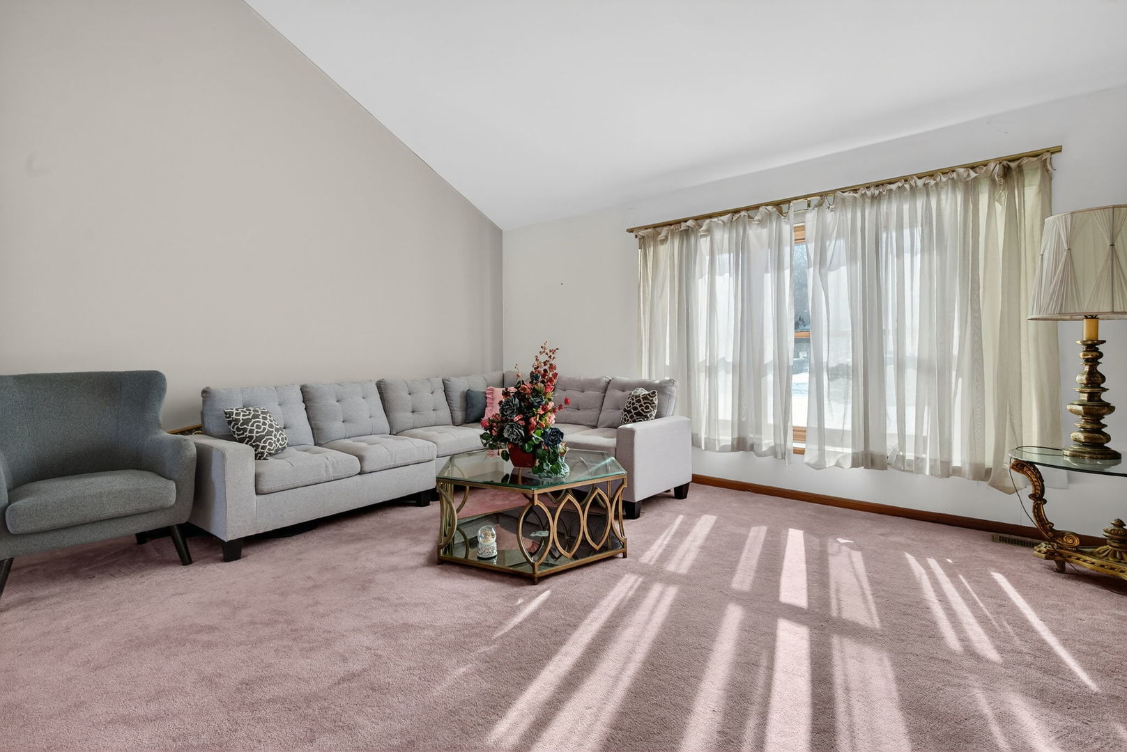 4448 Maple Avenue Matteson, IL 60443 - Photo 6 of 26 a living room with furniture and large windows