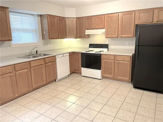 $1,400 | 1620 Hickory Avenue, Unit C, Harahan, LA 70123