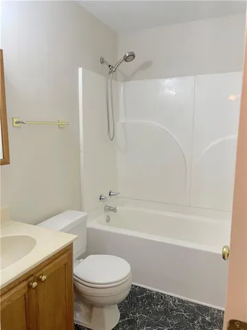 $1,400 | 1620 Hickory Avenue, Unit C, Harahan, LA 70123