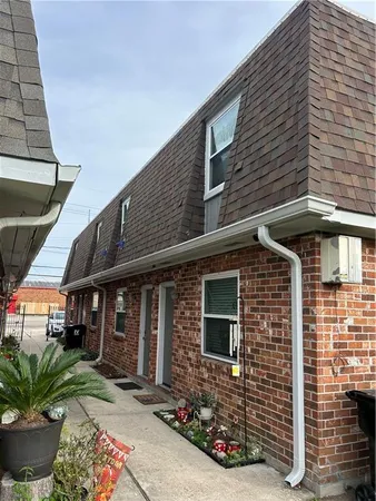 $1,350 | 1620 Hickory Avenue, Unit C, Harahan, LA 70123