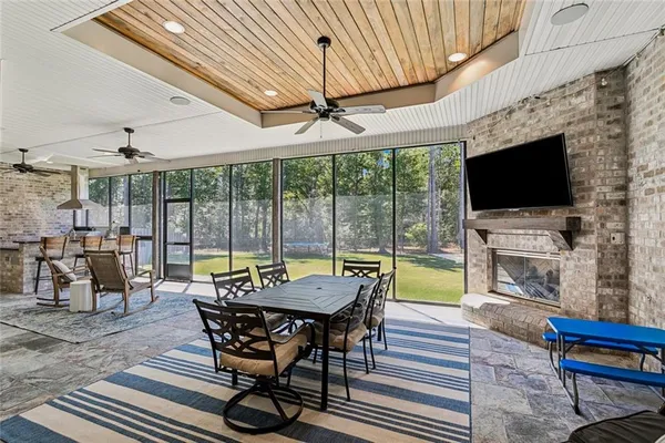 $1,095,000 | 1000 Wild Magnolia Court, Madisonville, LA 70447