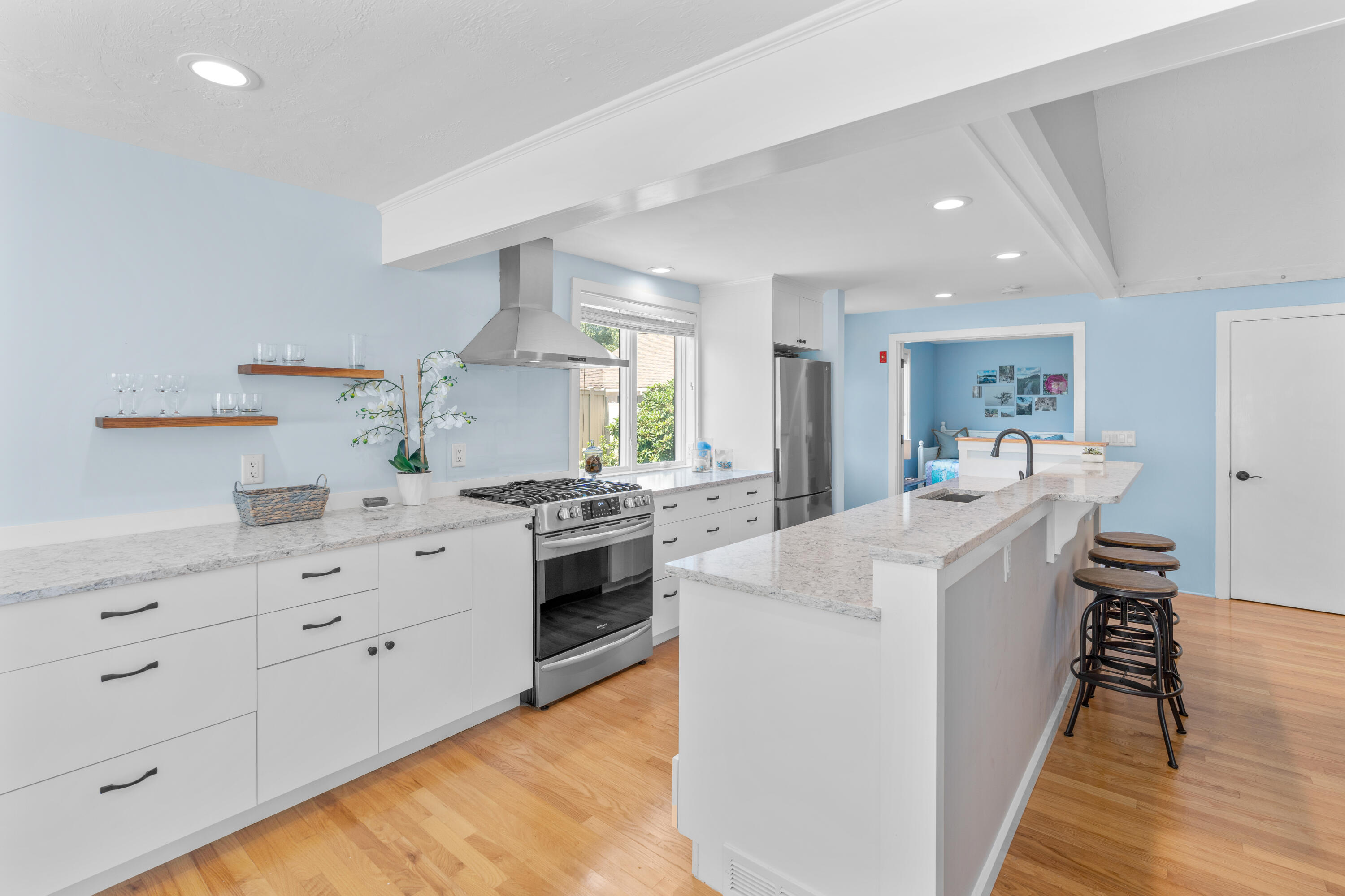 66 Mashie Circle Mashpee, MA 02649 - Photo 7 of 39 15-print-66 Mashie less blue-4