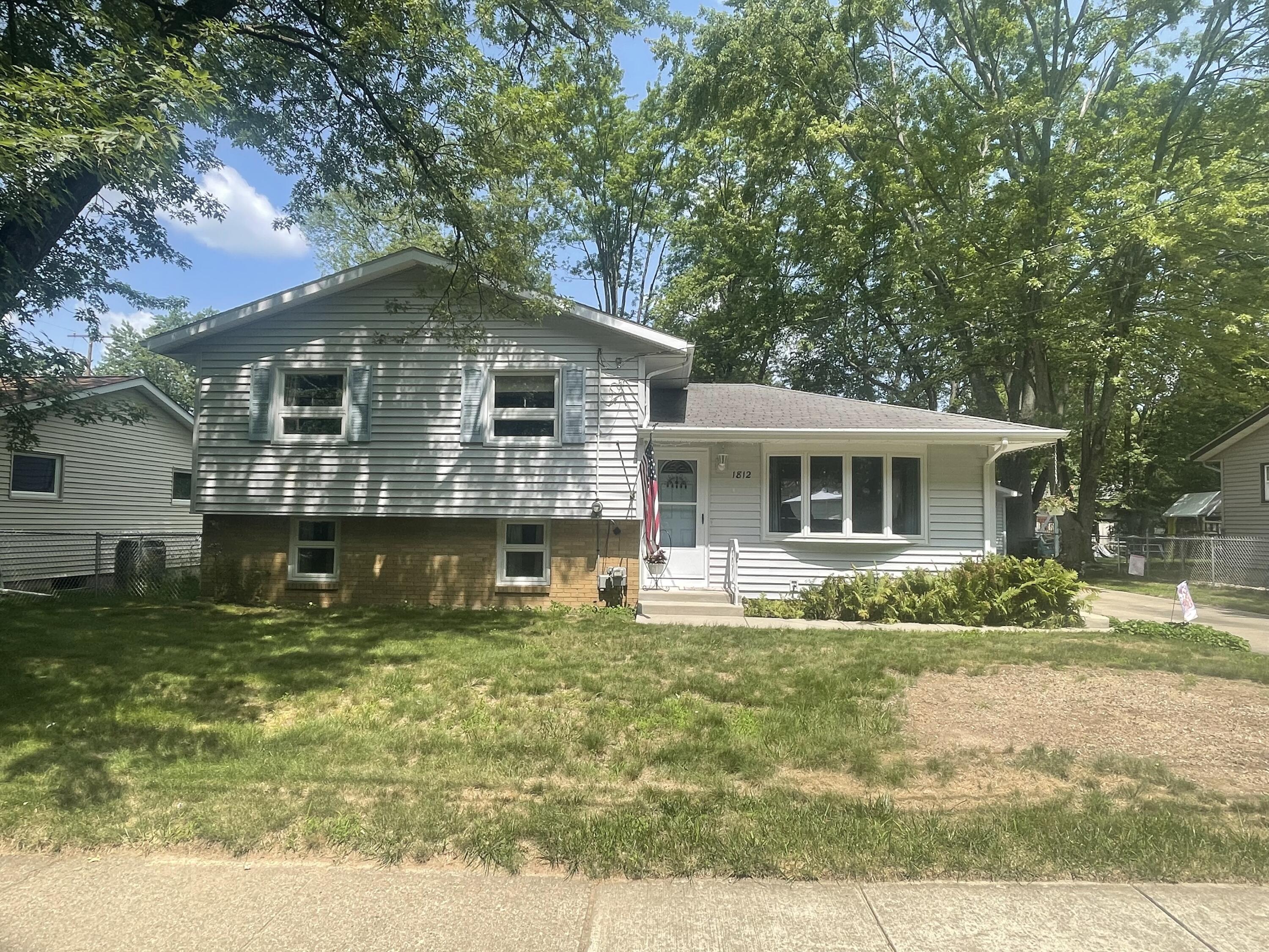 1812 Schuring Road Portage, MI 49024 - Photo 1 of 36 IMG_9445
