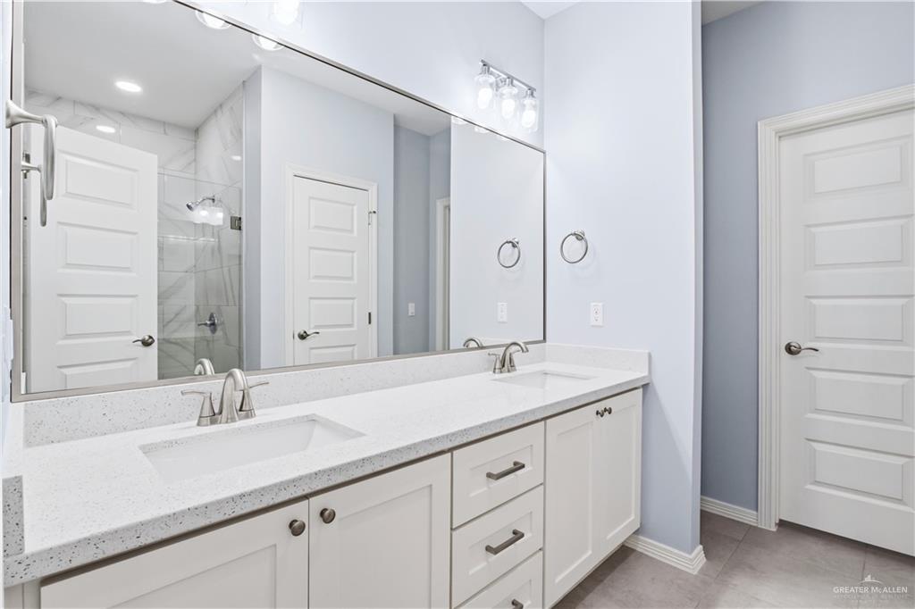 435 Serg Loop Alamo, TX 78516 - Photo 12 of 25