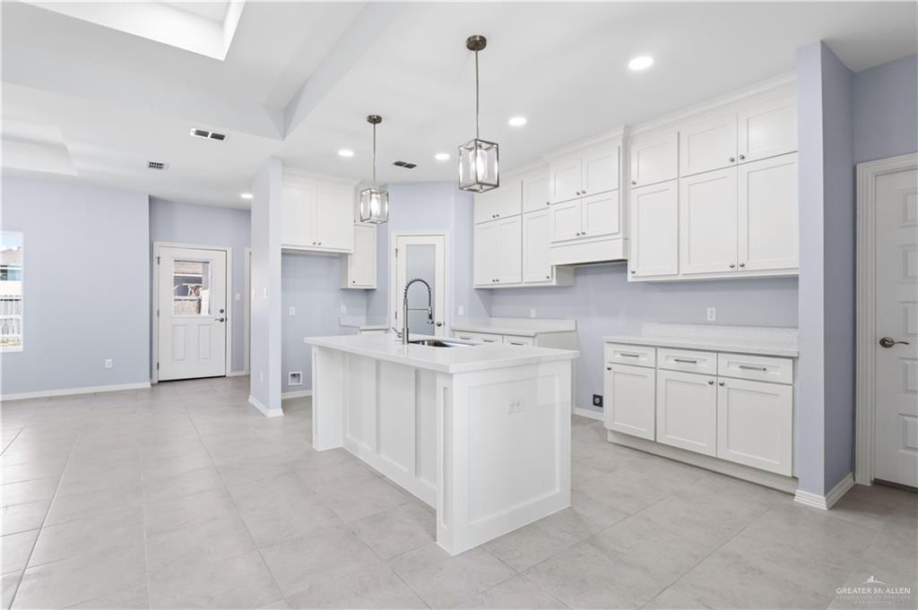 435 Serg Loop Alamo, TX 78516 - Photo 4 of 25