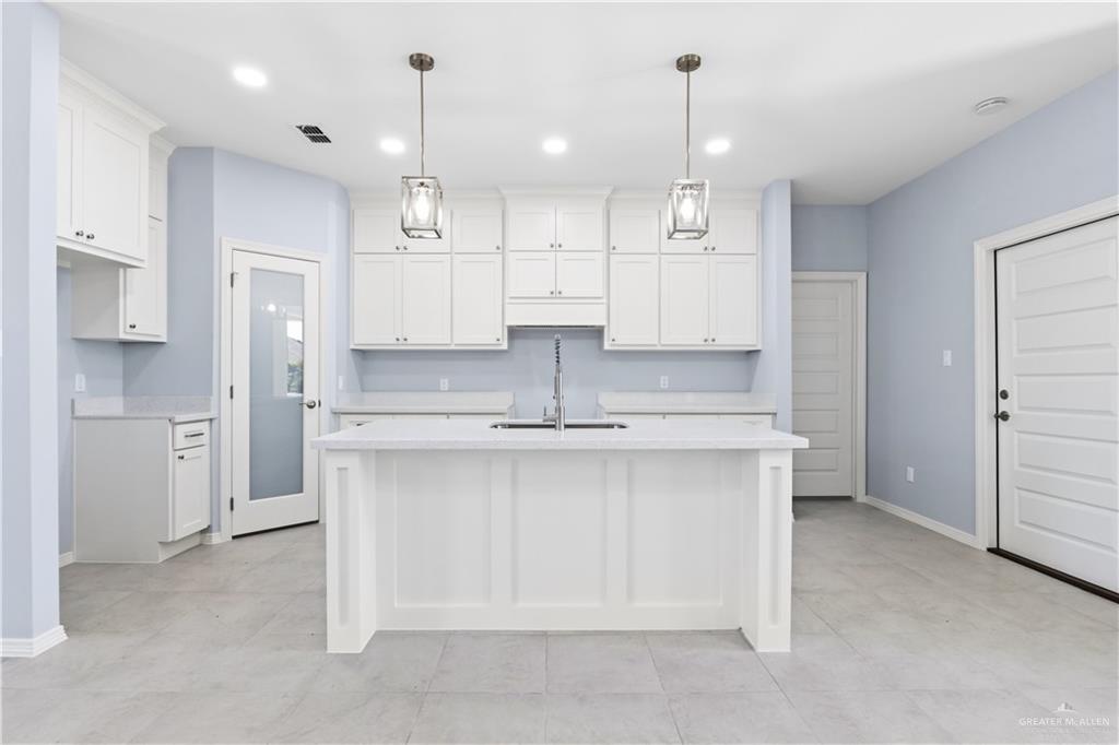 435 Serg Loop Alamo, TX 78516 - Photo 5 of 25