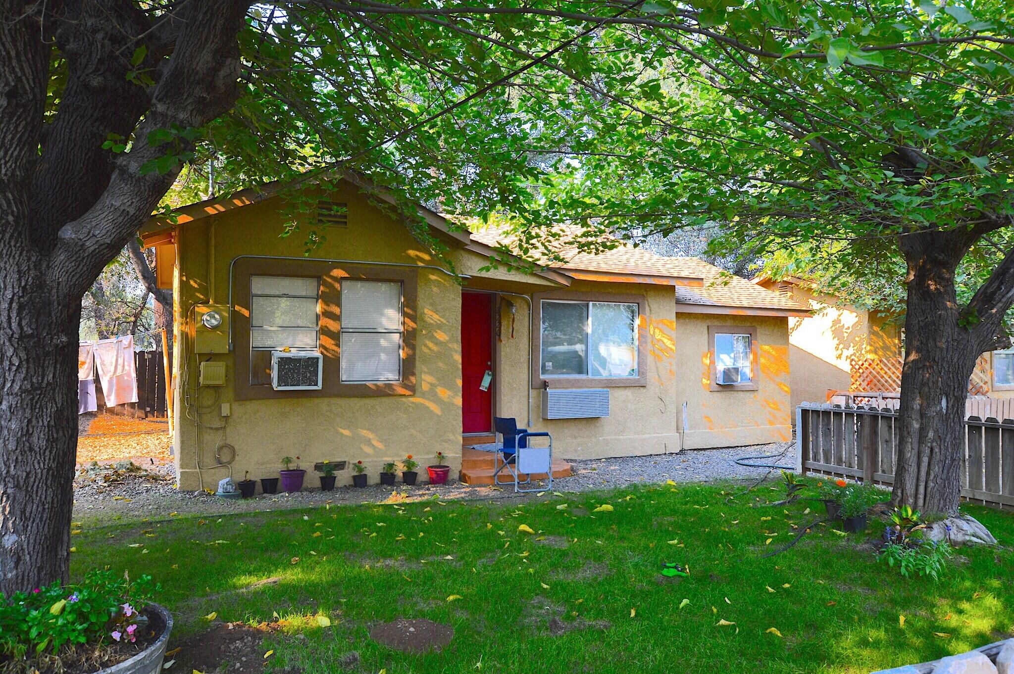 2230 El Reno Lane Redding, CA 96001 - Photo 4 of 27 2230-El-Reno-Ln-Redding-CA-Building-Phot
