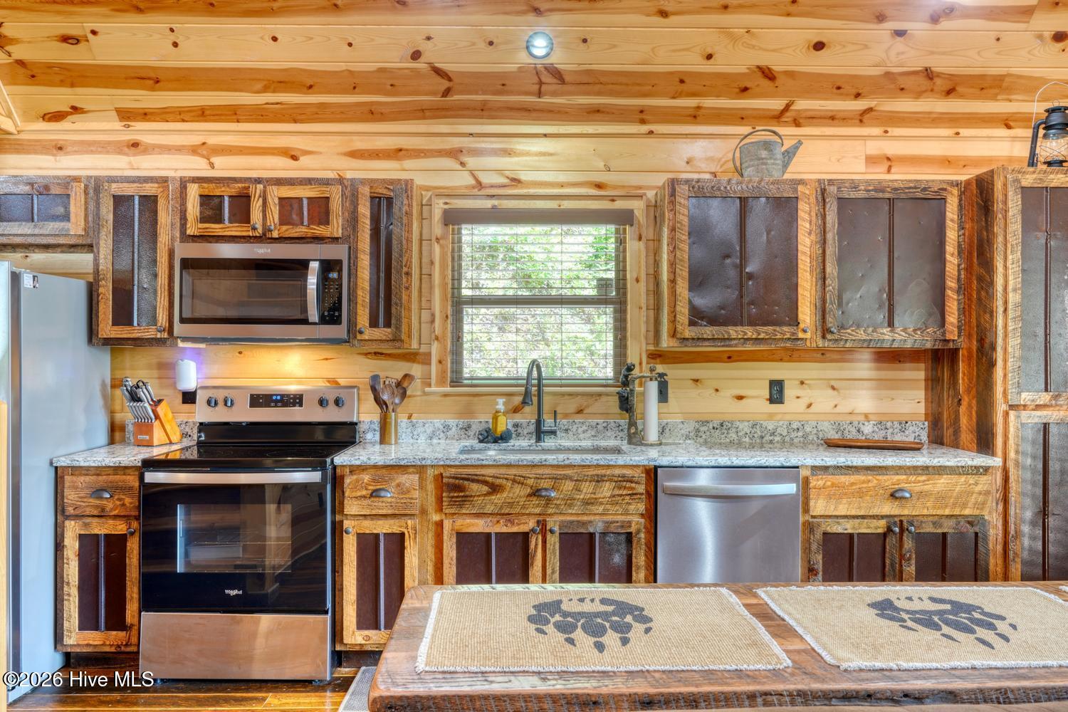619 Cherokee Oaks Road Murphy, NC 28906 - Photo 18 of 40