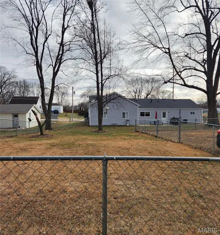 $334,900 | 121 Kunze Drive, St. Charles, MO 63303