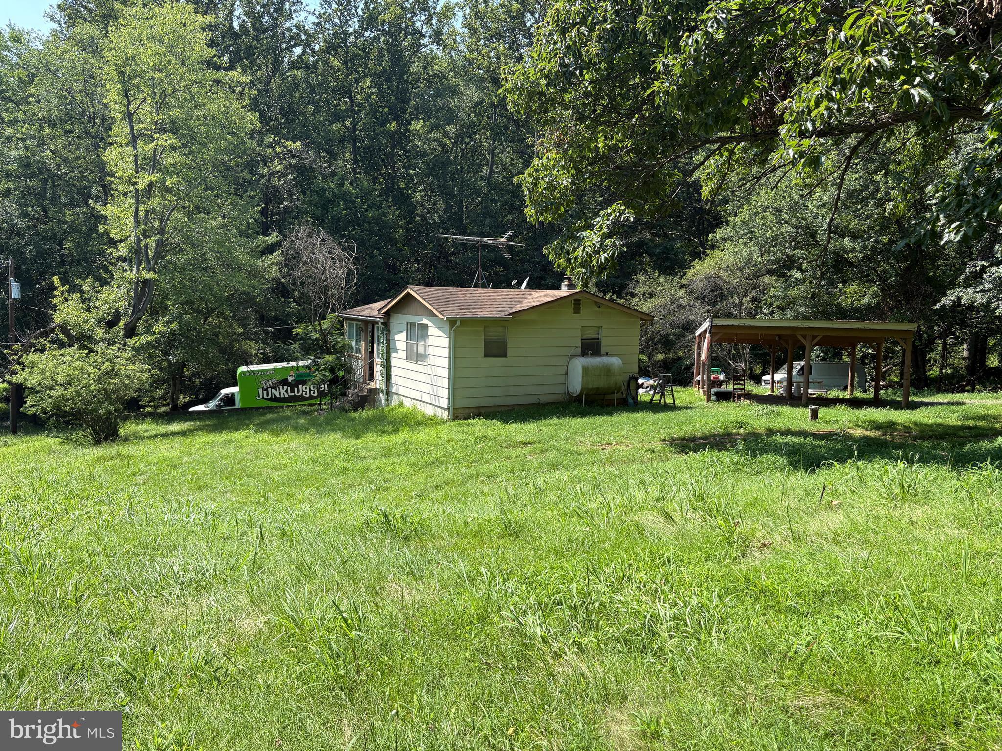 6040 Coon Tree Road The Plains, VA 20198 - Photo 4 of 4 Gallery Image 4