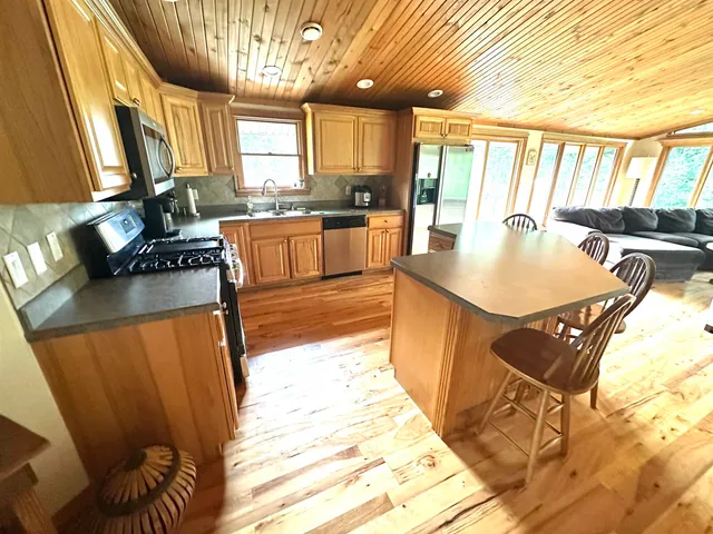 $399,000 | 12750 West Cross Road, Galena, IL 61036